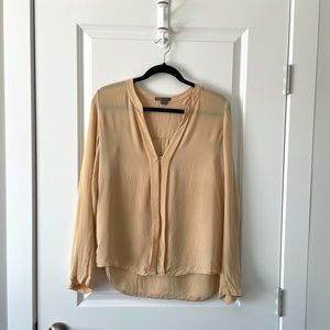 VINCE / SILK DOUBLE FRONT BEIGE BLOUSE
